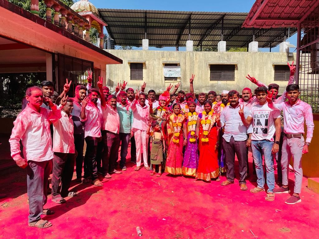 लवार्डे गावच्या सरपंच पदी स्वाती गुंड यांची बिनविरोध निवड.